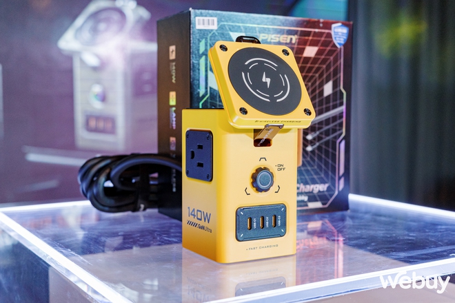 Ra mắt trạm sạc đa năng Aurora GaNUltra: Cấp điện cho mọi đồ chơi công nghệ, công suất đến 140W- Ảnh 3. Ra mắt trạm sạc đa năng Aurora GaNUltra: Cấp điện cho mọi đồ chơi công nghệ, công suất đến 140W- Ảnh 3.