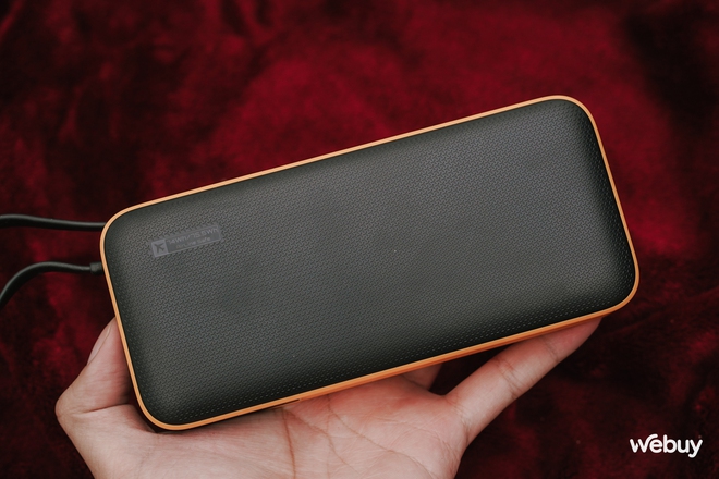 Pin dự phòng Xiaomi này giá chỉ 499.000 đồng: Dung lượng 20.000mAh, công suất 55W, tích hợp sẵn dây USB-C cực tiện- Ảnh 7. Pin dự phòng Xiaomi này giá chỉ 499.000 đồng: Dung lượng 20.000mAh, công suất 55W, tích hợp sẵn dây USB-C cực tiện- Ảnh 7.