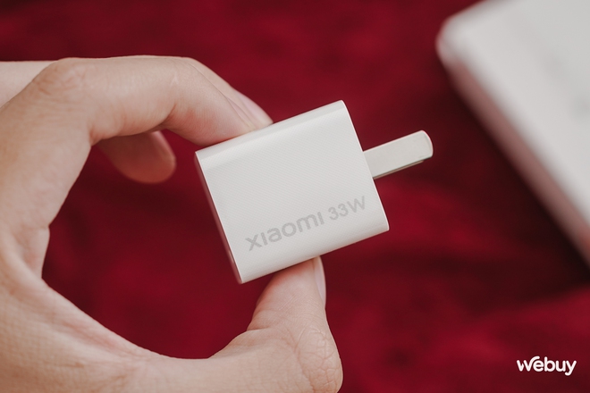 Sạc nhanh Xiaomi siêu nhỏ gọn: Công suất 33W, nhỏ như củ 5W của Apple, sạc được iPhone, iPad, thậm chí cả MacBook ngon lành- Ảnh 4. Sạc nhanh Xiaomi siêu nhỏ gọn: Công suất 33W, nhỏ như củ 5W của Apple, sạc được iPhone, iPad, thậm chí cả MacBook ngon lành- Ảnh 4.