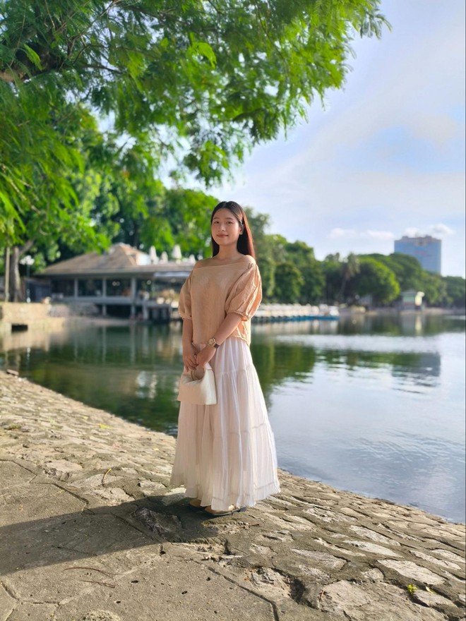 Đánh giá OPPO Reno12 Series: AI sẽ là thứ giúp bạn gắn bó với "dòng chảy bạc"- Ảnh 40. Đánh giá OPPO Reno12 Series: AI sẽ là thứ giúp bạn gắn bó với "dòng chảy bạc"- Ảnh 40.