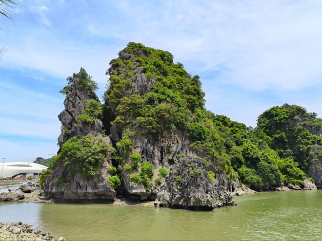 Đánh giá OPPO Reno12 Series: AI sẽ là thứ giúp bạn gắn bó với "dòng chảy bạc"- Ảnh 26. Đánh giá OPPO Reno12 Series: AI sẽ là thứ giúp bạn gắn bó với "dòng chảy bạc"- Ảnh 26.