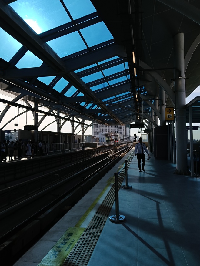 Đánh giá Reno 12 F 5G: AI nhiếp ảnh từ OPPO, nhưng giá rẻ hơn- Ảnh 18. Đánh giá Reno 12 F 5G: AI nhiếp ảnh từ OPPO, nhưng giá rẻ hơn- Ảnh 18.