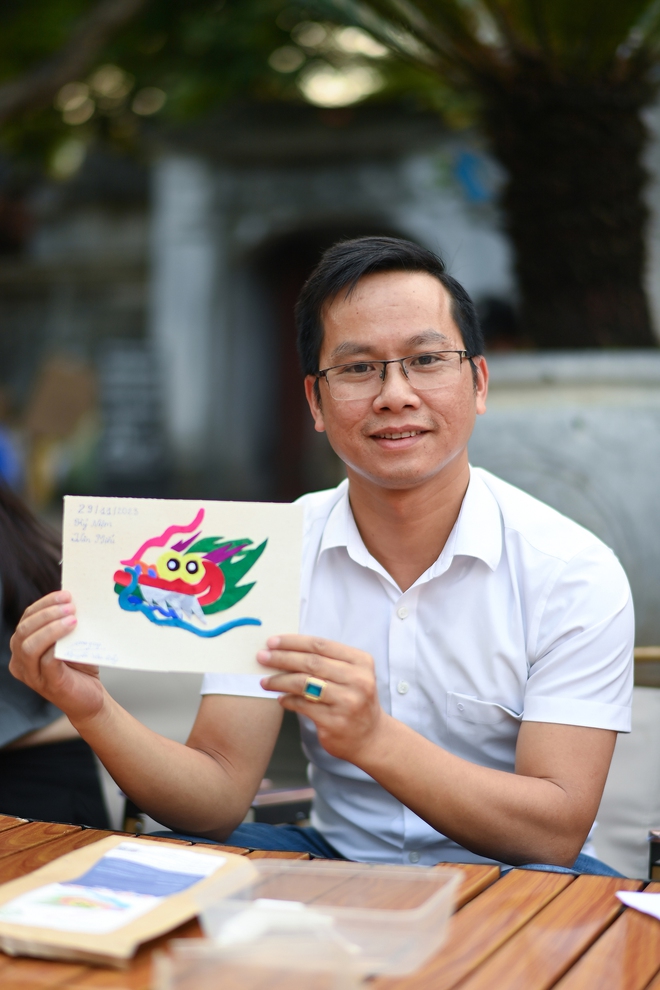 Ngắm những bức tranh vải độc đáo được làm từ nguyên liệu không ai ngờ- Ảnh 10. Ngắm những bức tranh vải độc đáo được làm từ nguyên liệu không ai ngờ- Ảnh 10.