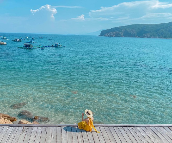 Có một hòn đảo hoang sơ cách thành phố chưa tới 20km, du khách nhận xét: "Nước trong nhìn thấy tận đáy"- Ảnh 6. Có một hòn đảo hoang sơ cách thành phố chưa tới 20km, du khách nhận xét: "Nước trong nhìn thấy tận đáy"- Ảnh 6.