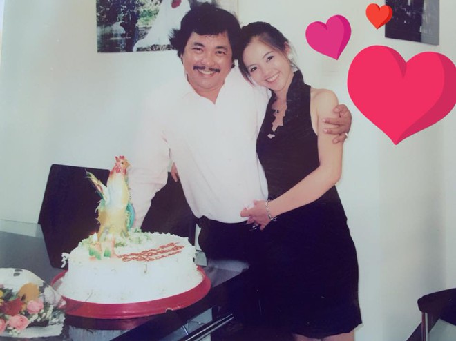 Chân dung bà xã kém 23 tuổi, đẹp như hoa hậu của đạo diễn phim Chân dung bà xã kém 23 tuổi, đẹp như hoa hậu của đạo diễn phim