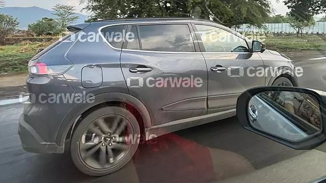 VinFast VF e34 đã lăn bánh tại thị trường ô tô lớn thứ 3 thế giới- Ảnh 1. VinFast VF e34 đã lăn bánh tại thị trường ô tô lớn thứ 3 thế giới- Ảnh 1.