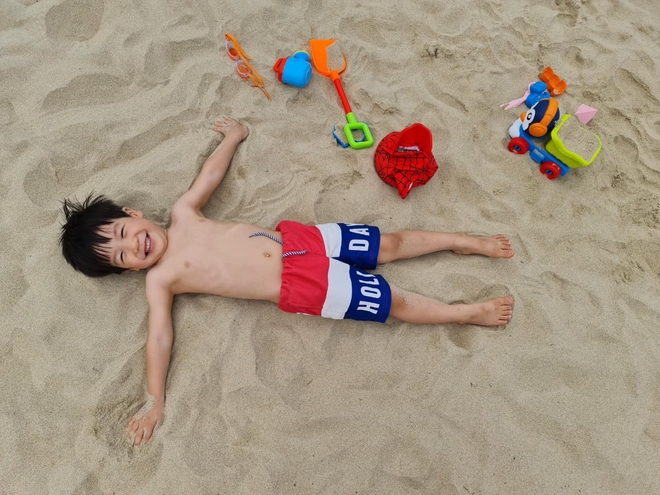 Bỏ Hà Nội vào Đà Nẵng sống vì mê biển, "đưa con đi học bằng máy bay", 2 năm sau gia đình ân hận một điều- Ảnh 10. Bỏ Hà Nội vào Đà Nẵng sống vì mê biển, "đưa con đi học bằng máy bay", 2 năm sau gia đình ân hận một điều- Ảnh 10.