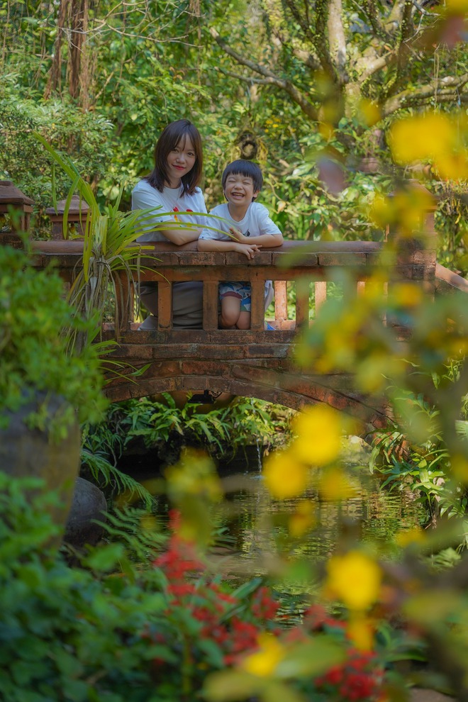 Bỏ Hà Nội vào Đà Nẵng sống vì mê biển, "đưa con đi học bằng máy bay", 2 năm sau gia đình ân hận một điều- Ảnh 4.