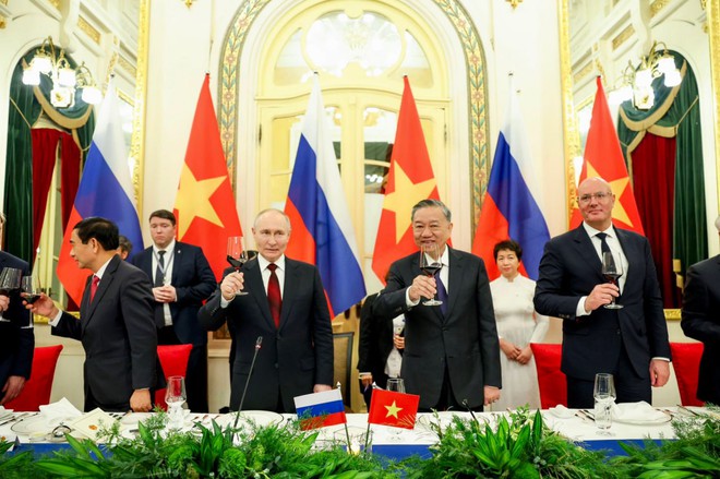 Hé lộ thực đơn quốc yến chiêu đãi Tổng thống Putin tại Hà Nội: Hội tụ đặc sản 3 miền Bắc - Trung - Nam- Ảnh 2. Hé lộ thực đơn quốc yến chiêu đãi Tổng thống Putin tại Hà Nội: Hội tụ đặc sản 3 miền Bắc - Trung - Nam- Ảnh 2.