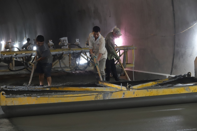 Tuyến cao tốc 50km trị giá 11.150 tỷ đồng, kết nối Thủ đô với tỉnh rộng nhất Việt Nam "hối hả" về đích- Ảnh 15. Tuyến cao tốc 50km trị giá 11.150 tỷ đồng, kết nối Thủ đô với tỉnh rộng nhất Việt Nam "hối hả" về đích- Ảnh 15.