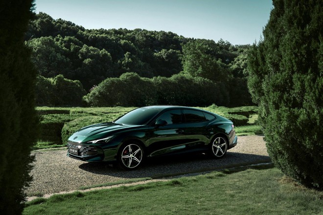 Đối thủ 'cứng' của Toyota Camry sắp về: Đẹp như Porsche, động cơ hơn 400Nm, giá khoảng 700 triệu- Ảnh 11. Đối thủ 'cứng' của Toyota Camry sắp về: Đẹp như Porsche, động cơ hơn 400Nm, giá khoảng 700 triệu- Ảnh 11.