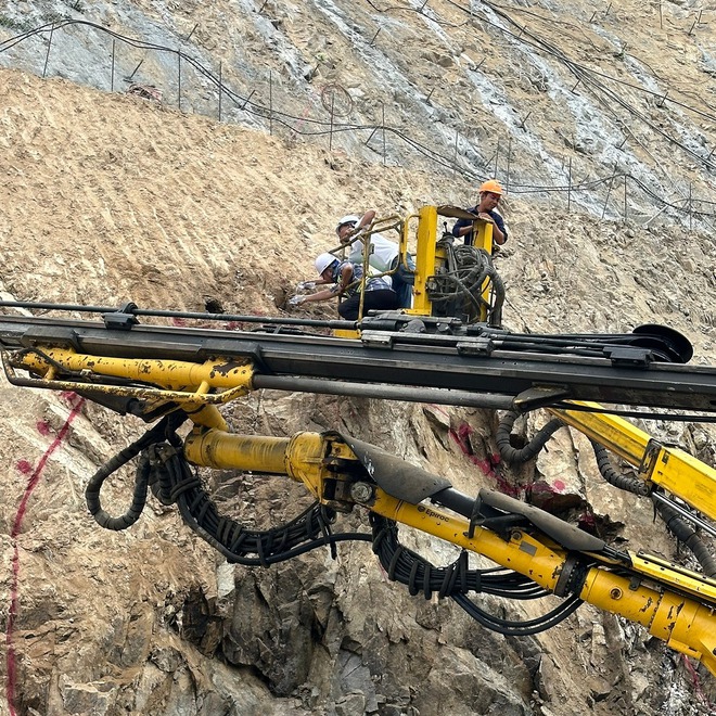 Tin vui từ dự án 2.000 tỷ 'nắn thẳng' cung đường sắt đẹp nhất thế giới đi qua tỉnh hẹp nhất Việt Nam- Ảnh 2. Tin vui từ dự án 2.000 tỷ 'nắn thẳng' cung đường sắt đẹp nhất thế giới đi qua tỉnh hẹp nhất Việt Nam- Ảnh 2.