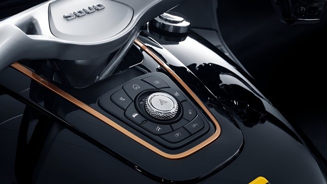 Hãng ô tô vừa vào Việt Nam ra mắt xe máy đầu tiên: Cực hầm hố, máy 'to' hơn của Vios, đấu Honda Gold Wing- Ảnh 8. Hãng ô tô vừa vào Việt Nam ra mắt xe máy đầu tiên: Cực hầm hố, máy 'to' hơn của Vios, đấu Honda Gold Wing- Ảnh 8.