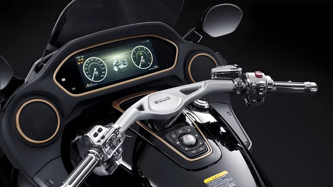 Hãng ô tô vừa vào Việt Nam ra mắt xe máy đầu tiên: Cực hầm hố, máy 'to' hơn của Vios, đấu Honda Gold Wing- Ảnh 7. Hãng ô tô vừa vào Việt Nam ra mắt xe máy đầu tiên: Cực hầm hố, máy 'to' hơn của Vios, đấu Honda Gold Wing- Ảnh 7.