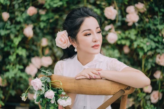 Cuộc sống của 2 sao Việt nổi tiếng từng bị bạn trai lừa tình, lừa tiền giờ ra sao?- Ảnh 4. Cuộc sống của 2 sao Việt nổi tiếng từng bị bạn trai lừa tình, lừa tiền giờ ra sao?- Ảnh 4.