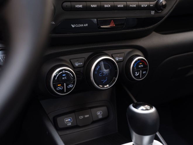 Giá "giảm đơn, giảm kép", chiếc ô tô này xuống mức rẻ nhất phân khúc SUV hạng A tại Việt Nam- Ảnh 9. Giá "giảm đơn, giảm kép", chiếc ô tô này xuống mức rẻ nhất phân khúc SUV hạng A tại Việt Nam- Ảnh 9.