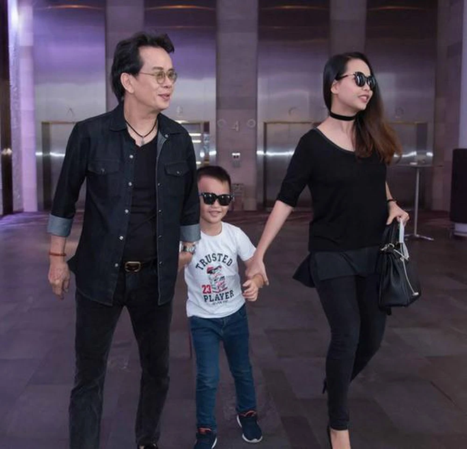 Loạt nghệ sĩ Việt cưới vợ ở tuổi U50, U60, U70 nhưng cô nào cũng xinh xắn, hôn nhân viên mãn- Ảnh 4. Loạt nghệ sĩ Việt cưới vợ ở tuổi U50, U60, U70 nhưng cô nào cũng xinh xắn, hôn nhân viên mãn- Ảnh 4.