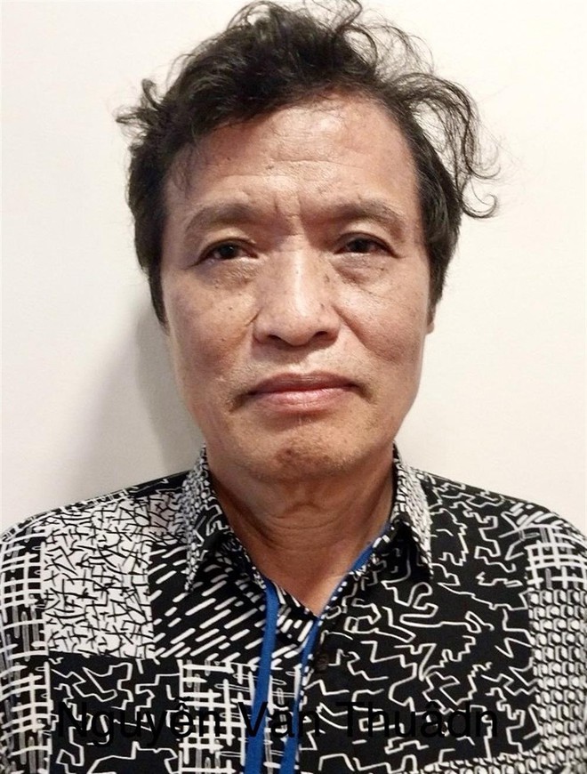 Bắt nguyên Thứ trưởng Bộ Tài nguyên và Môi trường Nguyễn Linh Ngọc- Ảnh 3. Bắt nguyên Thứ trưởng Bộ Tài nguyên và Môi trường Nguyễn Linh Ngọc- Ảnh 3.