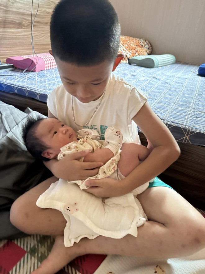 Nam nghệ sĩ Việt sau 3 đời vợ: Sống độc thân vui vẻ, lên chức ông ngoại ở tuổi 47- Ảnh 3. Nam nghệ sĩ Việt sau 3 đời vợ: Sống độc thân vui vẻ, lên chức ông ngoại ở tuổi 47- Ảnh 3.