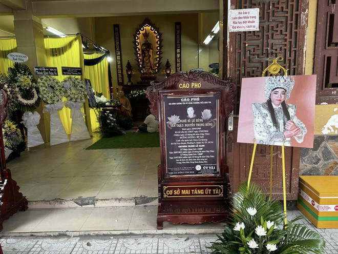 Nam nghệ sĩ Việt vừa qua đời ở tuổi 39: Chuyện tình đẹp và bi thương với vợ hơn 12 tuổi- Ảnh 5. Nam nghệ sĩ Việt vừa qua đời ở tuổi 39: Chuyện tình đẹp và bi thương với vợ hơn 12 tuổi- Ảnh 5.