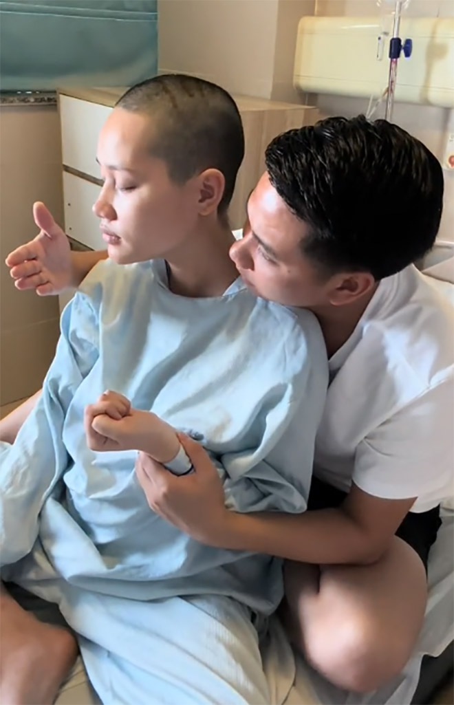 Vợ bầu bất ngờ lâm trọng bệnh, chồng kề bên 15 tiếng/ngày: 90 ngày tạo nên điều kỳ diệu- Ảnh 4. Vợ bầu bất ngờ lâm trọng bệnh, chồng kề bên 15 tiếng/ngày: 90 ngày tạo nên điều kỳ diệu- Ảnh 4.