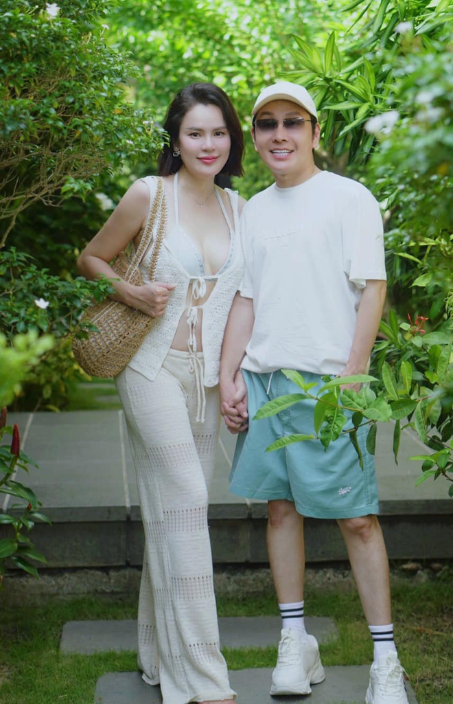 Nam NSƯT bị fan dựng chuyện khiến tình yêu đổ vỡ, tuổi 52 yêu hoa hậu 1 đời chồng, nhiều thị phi- Ảnh 4. Nam NSƯT bị fan dựng chuyện khiến tình yêu đổ vỡ, tuổi 52 yêu hoa hậu 1 đời chồng, nhiều thị phi- Ảnh 4.