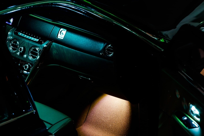 Ô tô 'đồ chơi' nhưng phải chi trước 40 tỷ mới có được: 1 chiếc rao bán ở Việt Nam, giá bất ngờ- Ảnh 4. Ô tô 'đồ chơi' nhưng phải chi trước 40 tỷ mới có được: 1 chiếc rao bán ở Việt Nam, giá bất ngờ- Ảnh 4.