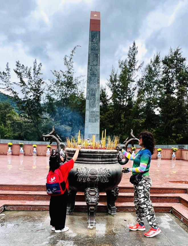 Bà ngoại U70 lái xe máy gần 1000km, quyết đưa cháu đi "phượt" mặc những lời can ngăn- Ảnh 14. Bà ngoại U70 lái xe máy gần 1000km, quyết đưa cháu đi "phượt" mặc những lời can ngăn- Ảnh 14.