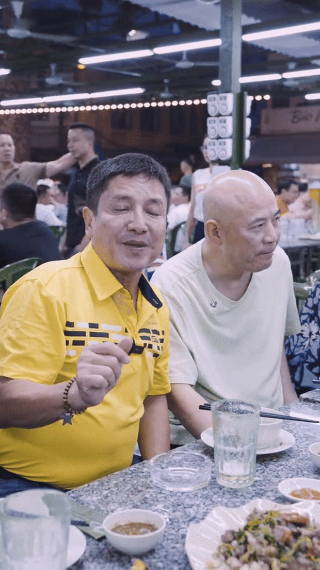 Chân dung ông chủ bia Hải Xồm được nghệ sĩ Chí Trung khen “chất chơi”: Khác hẳn nhiều người tưởng tượng- Ảnh 2. Chân dung ông chủ bia Hải Xồm được nghệ sĩ Chí Trung khen “chất chơi”: Khác hẳn nhiều người tưởng tượng- Ảnh 2.