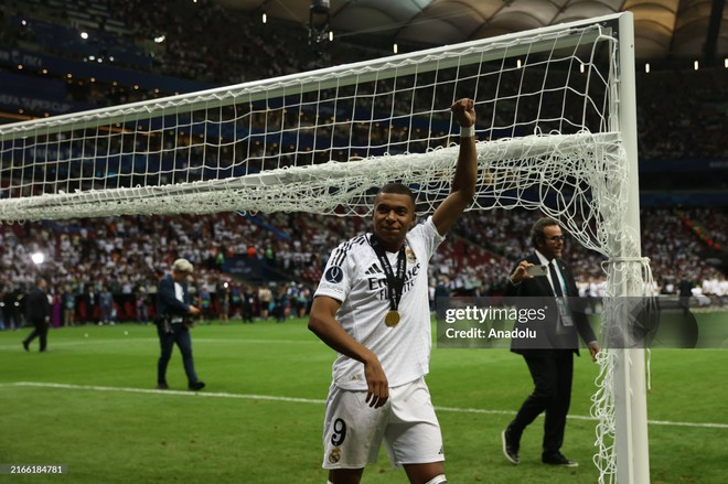 Mbappe tỏa sáng, Real Madrid phá thêm kỷ lục châu Âu- Ảnh 7. Mbappe tỏa sáng, Real Madrid phá thêm kỷ lục châu Âu- Ảnh 7.