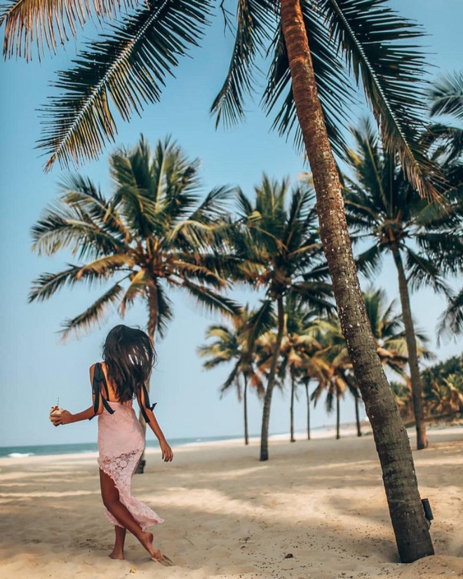 Phát hiện bãi biển vắng ít người biết gần Đà Nẵng, từng được báo nước ngoài ca ngợi "đẹp nhất châu Á"- Ảnh 5. Phát hiện bãi biển vắng ít người biết gần Đà Nẵng, từng được báo nước ngoài ca ngợi "đẹp nhất châu Á"- Ảnh 5.