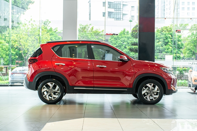 Soi kỹ từng trang bị của Kia Sonet 2024 so với bản cũ: Thay đổi đáng kể, nhiều 'option' bị lược bỏ- Ảnh 9. Soi kỹ từng trang bị của Kia Sonet 2024 so với bản cũ: Thay đổi đáng kể, nhiều 'option' bị lược bỏ- Ảnh 9.