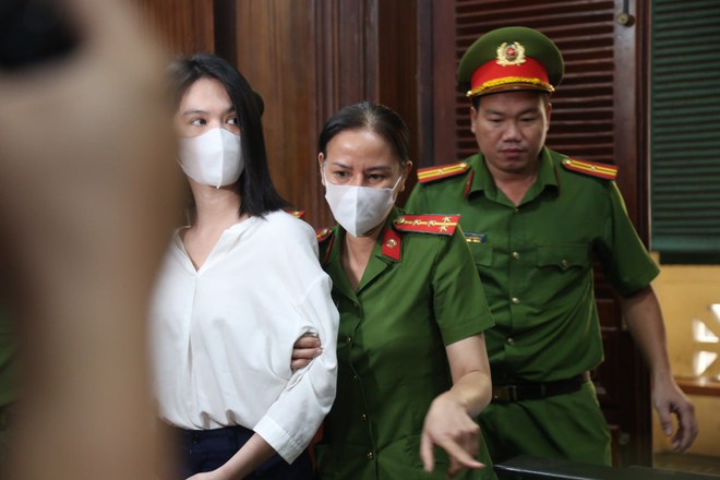 Ngọc Trinh được tuyên hưởng án treo - Ảnh 1.