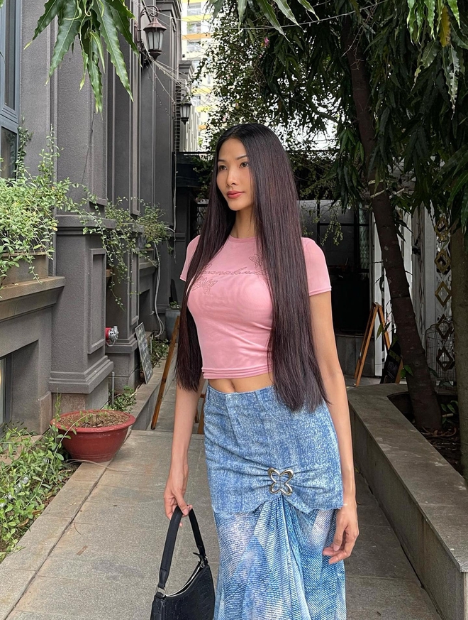 NÓNG: Thanh Hằng chính thức tố cáo Hoàng Thùy lên Sở TT&TT- Ảnh 4. NÓNG: Thanh Hằng chính thức tố cáo Hoàng Thùy lên Sở TT&TT- Ảnh 4.