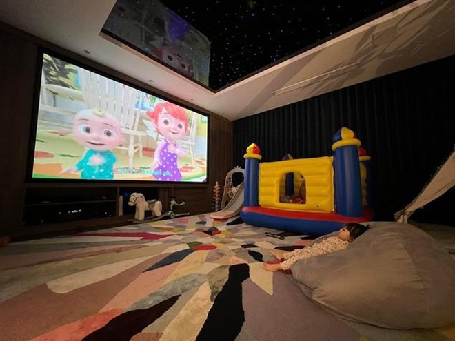 Vợ chồng Đàm Thu Trang và Cường Đô La giàu cỡ nào?- Ảnh 5. Vợ chồng Đàm Thu Trang và Cường Đô La giàu cỡ nào?- Ảnh 5.