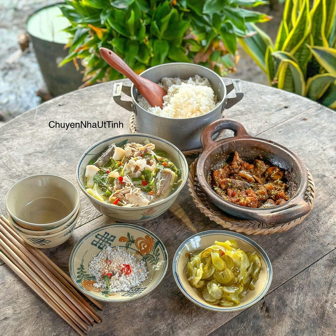 Ở thành phố thèm cơm nhà mẹ nấu, các thanh niên dọn về quê: Sáng làm vườn, chiều vào bếp “nổi lửa”- Ảnh 20. Ở thành phố thèm cơm nhà mẹ nấu, các thanh niên dọn về quê: Sáng làm vườn, chiều vào bếp “nổi lửa”- Ảnh 20.