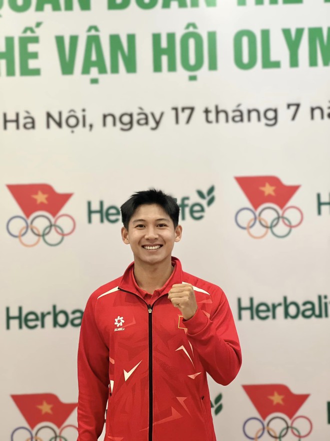 Đội hình Gen Z Việt cầm cờ, xuất hiện tại Olympic Paris 2024: Thành tích ngạo nghễ, visual sáng choang- Ảnh 18. Đội hình Gen Z Việt cầm cờ, xuất hiện tại Olympic Paris 2024: Thành tích ngạo nghễ, visual sáng choang- Ảnh 18.