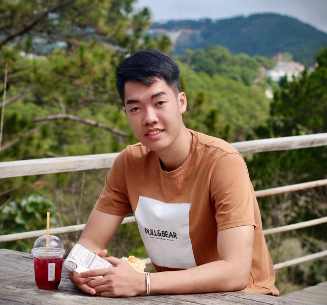 Đội hình Gen Z Việt cầm cờ, xuất hiện tại Olympic Paris 2024: Thành tích ngạo nghễ, visual sáng choang- Ảnh 6. Đội hình Gen Z Việt cầm cờ, xuất hiện tại Olympic Paris 2024: Thành tích ngạo nghễ, visual sáng choang- Ảnh 6.