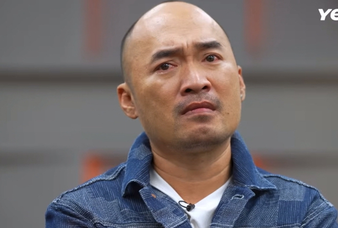 S.T Sơn Thạch khóc oà khi hoàn thành tâm nguyện của ba, Jun Phạm - Binz và dàn anh tài rơi nước mắt- Ảnh 9. S.T Sơn Thạch khóc oà khi hoàn thành tâm nguyện của ba, Jun Phạm - Binz và dàn anh tài rơi nước mắt- Ảnh 9.