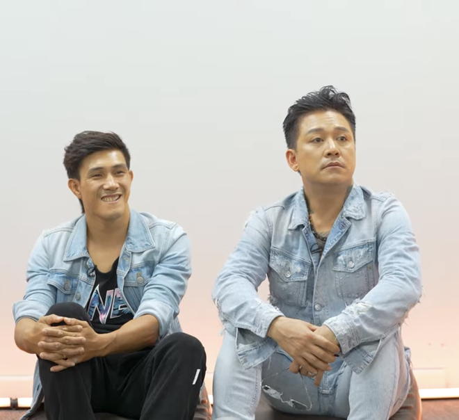 Biểu hiện lạ của Tuấn Hưng- Ảnh 2. Biểu hiện lạ của Tuấn Hưng- Ảnh 2.