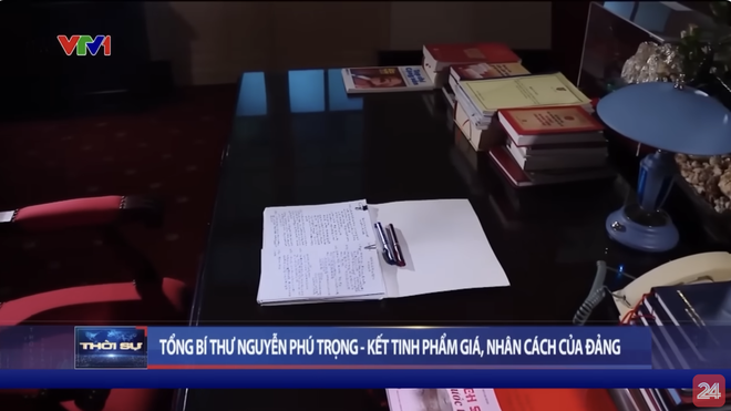 Phòng làm việc của Tổng Bí thư Nguyễn Phú Trọng suốt 13 năm qua: Nhiều nhất là sách và tài liệu nghiên cứu- Ảnh 4. Phòng làm việc của Tổng Bí thư Nguyễn Phú Trọng suốt 13 năm qua: Nhiều nhất là sách và tài liệu nghiên cứu- Ảnh 4.