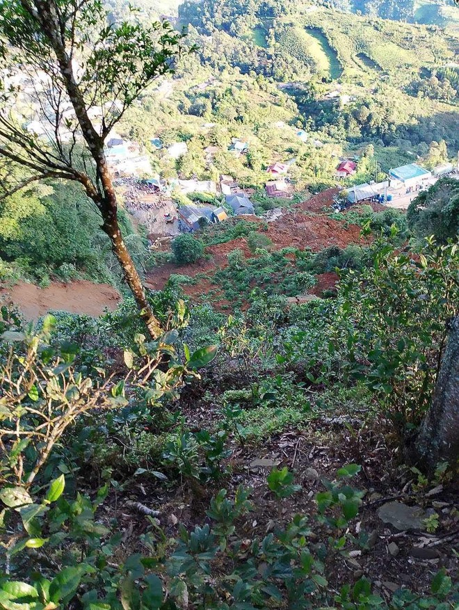 Xót xa hiện trường vụ sạt lở homestay khiến nhiều người thương vong tại Tà Xùa- Ảnh 3. Xót xa hiện trường vụ sạt lở homestay khiến nhiều người thương vong tại Tà Xùa- Ảnh 3.