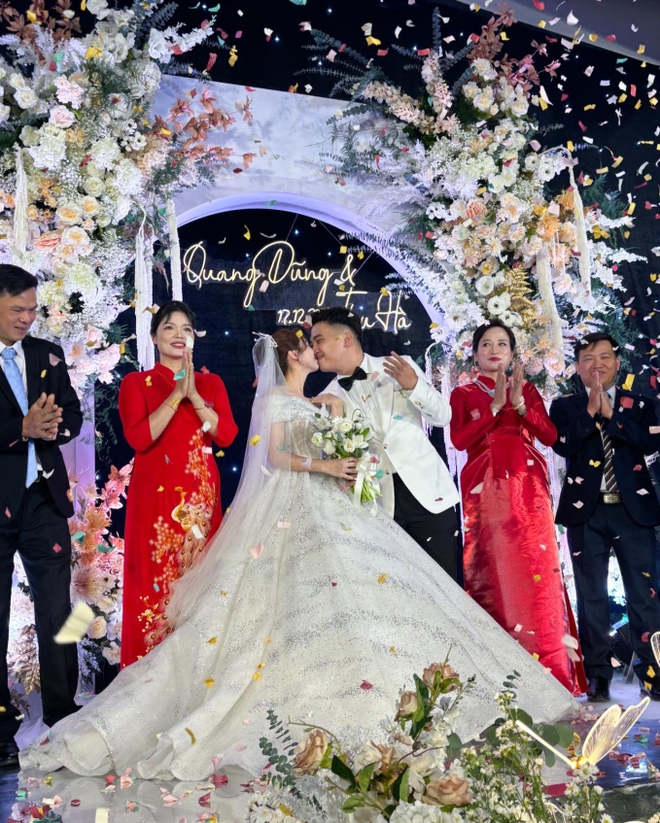 Đặng Thu Hà chính thức công khai con đầu lòng, tiết lộ lý do “chậm trễ”- Ảnh 6. Đặng Thu Hà chính thức công khai con đầu lòng, tiết lộ lý do “chậm trễ”- Ảnh 6.