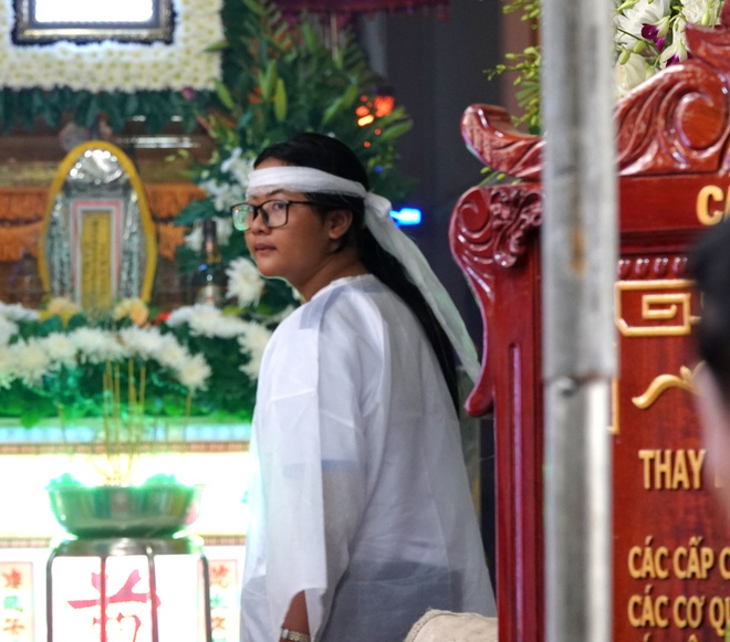 Không khí tang thương bao trùm căn nhà của 2 mẹ con gặp tai nạn ở Bình Dương: "Cháu trai mới lên lớp 1, quần áo đồng phục cũng chuẩn bị hết rồi"- Ảnh 7. Không khí tang thương bao trùm căn nhà của 2 mẹ con gặp tai nạn ở Bình Dương: "Cháu trai mới lên lớp 1, quần áo đồng phục cũng chuẩn bị hết rồi"- Ảnh 7.