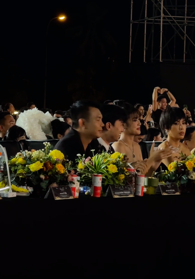 Thuỳ Tiên - Minh Tú "sượng trân", dàn giám khảo thái độ lạ khi nghe công bố Tân Miss Grand Vietnam- Ảnh 3. Thuỳ Tiên - Minh Tú "sượng trân", dàn giám khảo thái độ lạ khi nghe công bố Tân Miss Grand Vietnam- Ảnh 3.