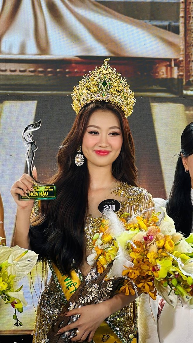 Hoa hậu Quế Anh đáp trả vòng vo, khó hiểu khi bị hỏi về màn ứng xử gây thất vọng - Ảnh 3. Hoa hậu Quế Anh đáp trả vòng vo, khó hiểu khi bị hỏi về màn ứng xử gây thất vọng - Ảnh 3.