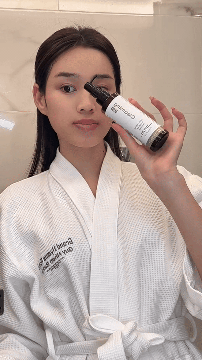 Hoa hậu Đỗ Hà dưỡng da bằng nhiều món giá bình dân, còn siêu hợp với da khô hay đang treatment- Ảnh 4. Hoa hậu Đỗ Hà dưỡng da bằng nhiều món giá bình dân, còn siêu hợp với da khô hay đang treatment- Ảnh 4.