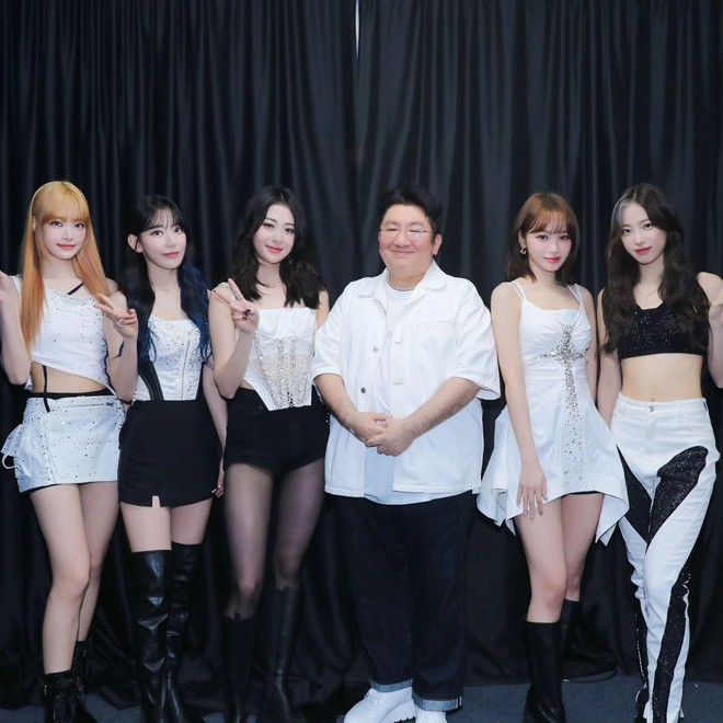 Bức ảnh vô tình khiến "ông trùm" giàu nhất Kpop lộ chuyện bao nuôi 2 nữ BJ bốc lửa?- Ảnh 6. Bức ảnh vô tình khiến "ông trùm" giàu nhất Kpop lộ chuyện bao nuôi 2 nữ BJ bốc lửa?- Ảnh 6.