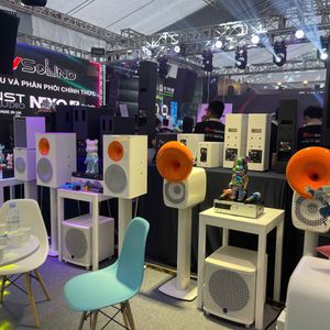 Plase Show Hà Nội 2025: Bùng nổ công nghệ âm thanh - ánh sáng chuyên nghiệp