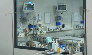 24 ca mắc, 4 ca tử vong, Bệnh viện Bạch Mai phát cảnh báo 
